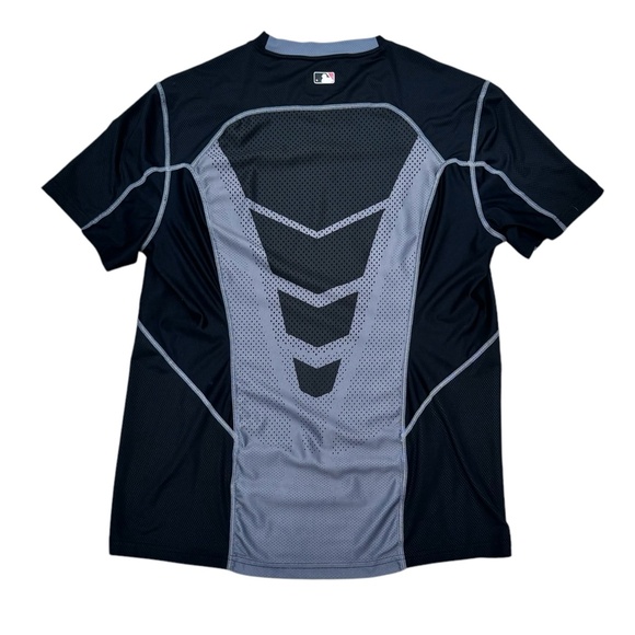 NIKE MIAMI MARLINS PRO COMBAT DRI-FIT AUTHENTIC COLLECTION FITTED SHORT SLEEVE T - Picture 2 of 10